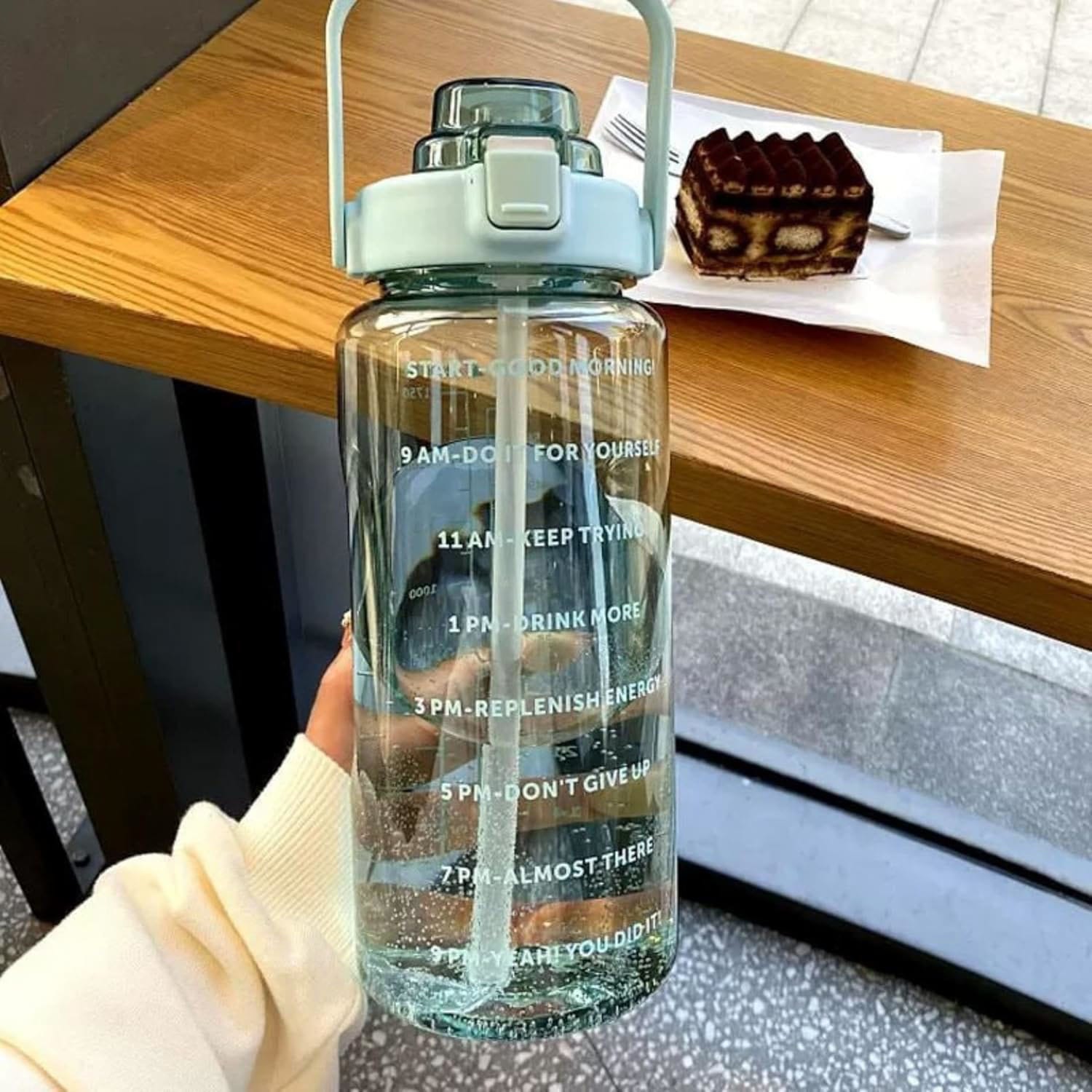 Motivational Sipper Bottle - 2 litre - Drocket